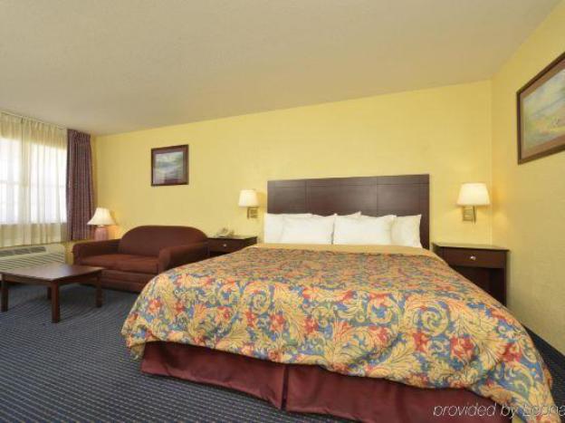 gun barrel executive inn