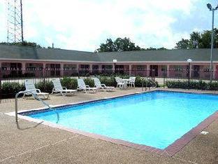 gun barrel executive inn