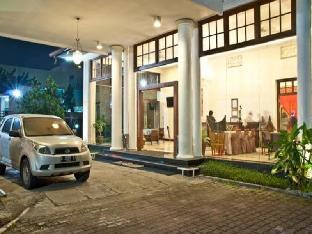 padang hotel