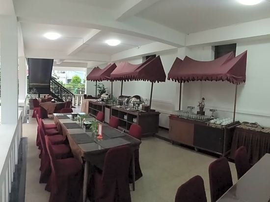 padang hotel
