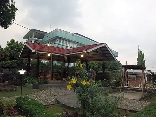 padang hotel