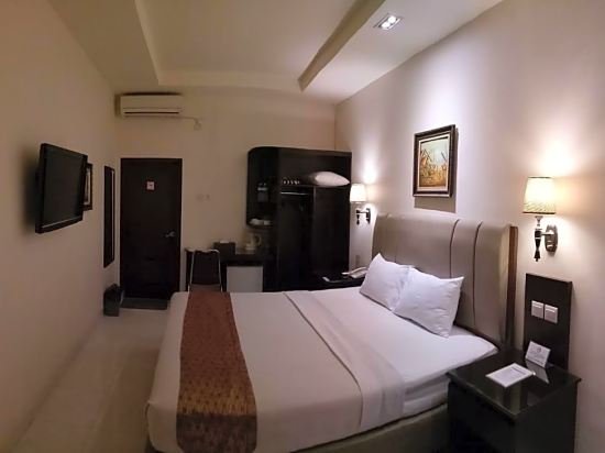 padang hotel