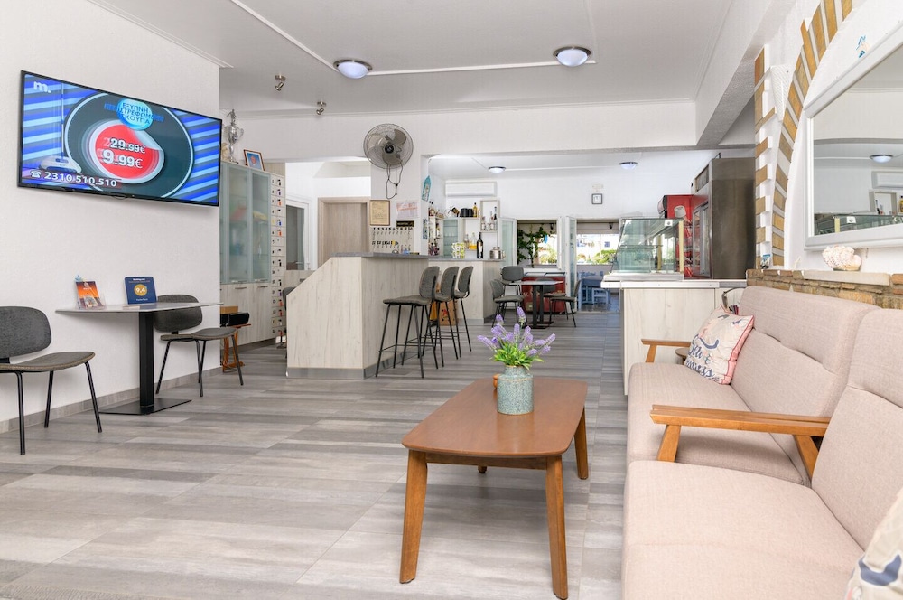pavlos place