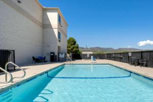 comfort inn camp verde i 17
