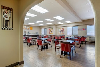 comfort inn camp verde i 17