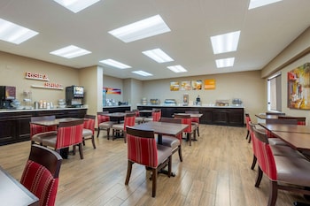 comfort inn camp verde i 17