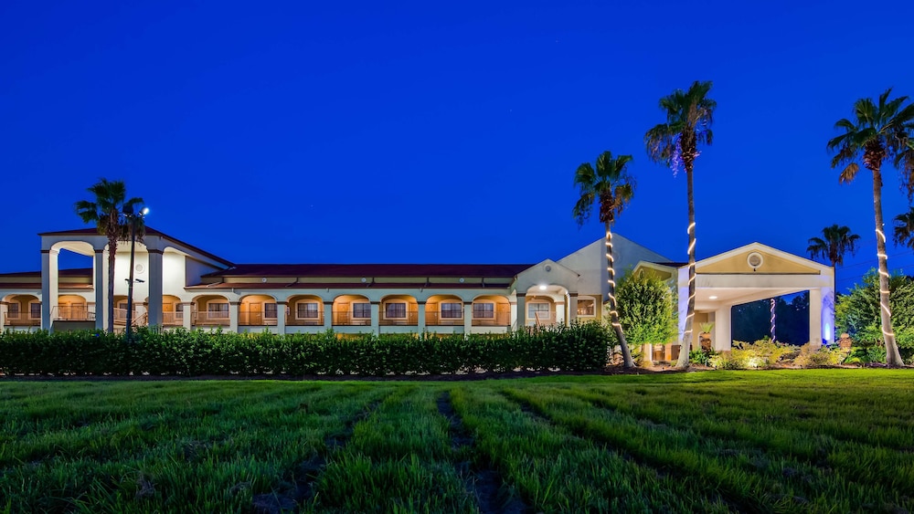 best western la place inn