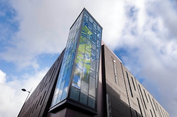 premier inn liverpool city liverpool one