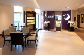 premier inn liverpool city liverpool one