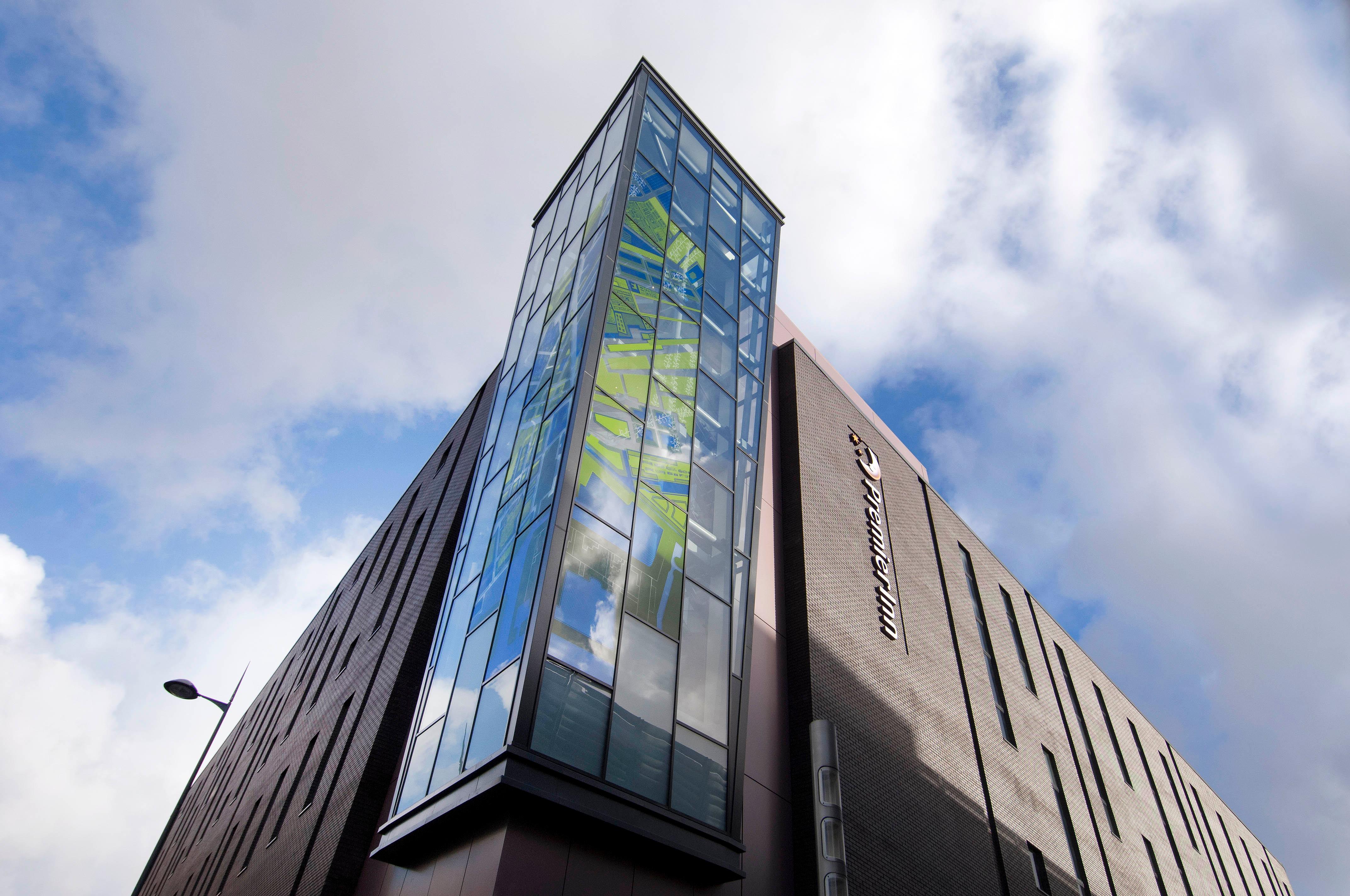 premier inn liverpool city liverpool one