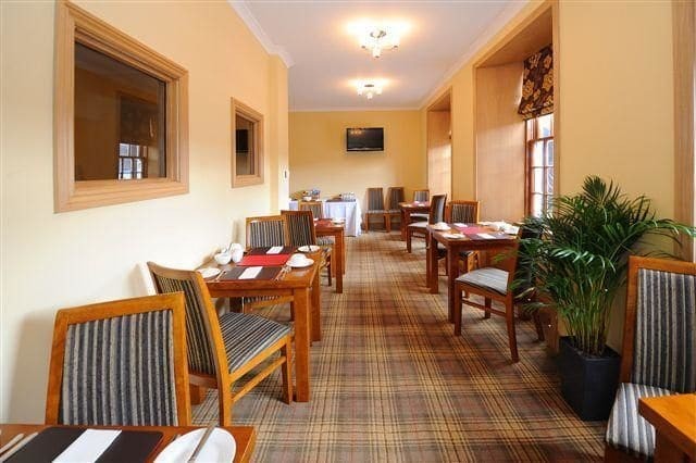 The Crown,Glasgow>>Callander,3 star