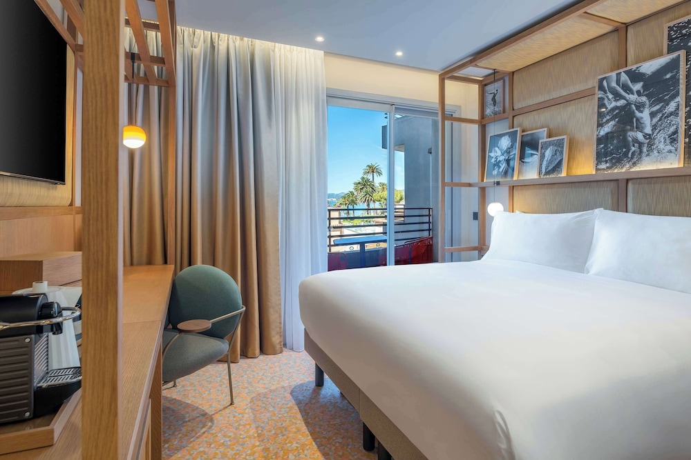 canopy by hilton cannes