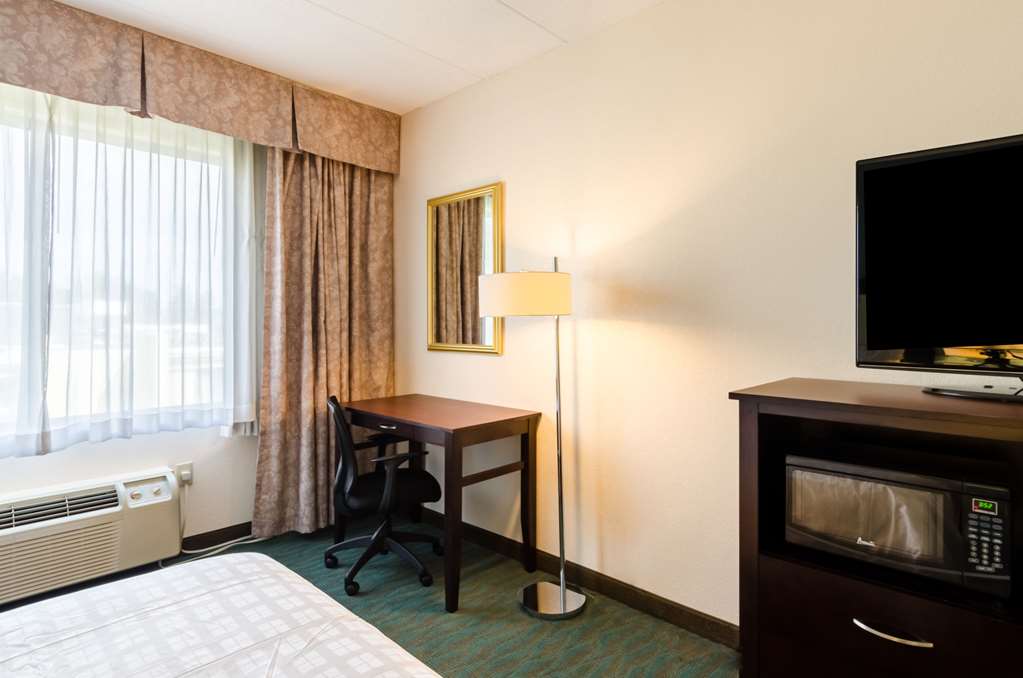 clarion hotel and aqua lagoon waterpark