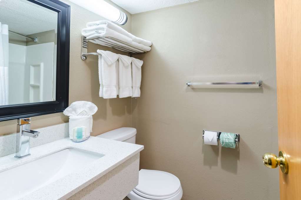 clarion hotel and aqua lagoon waterpark