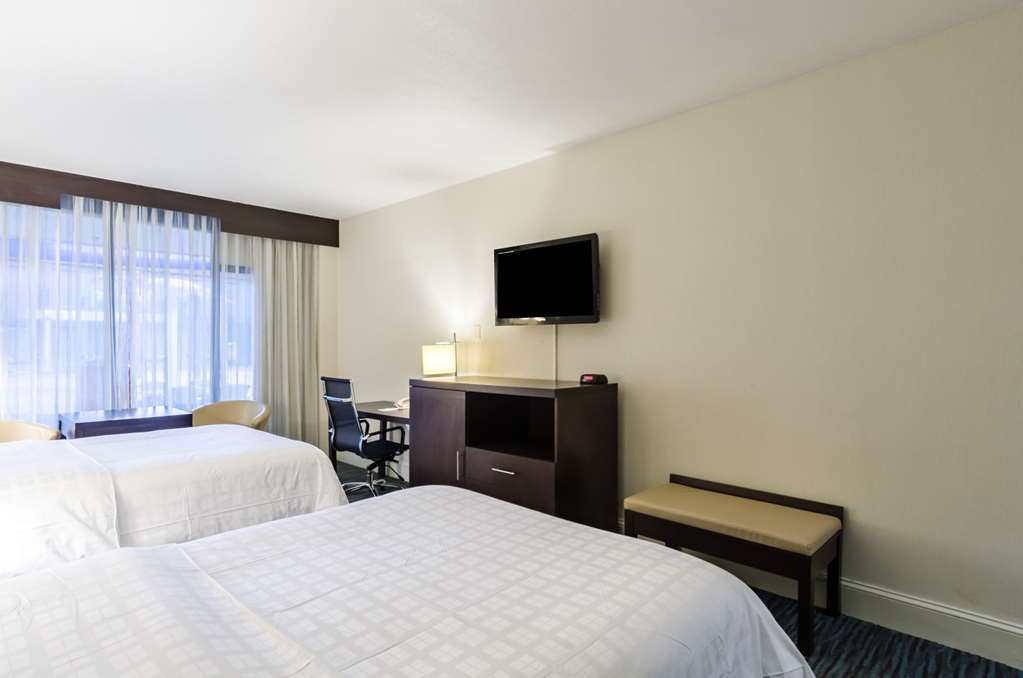 clarion hotel and aqua lagoon waterpark