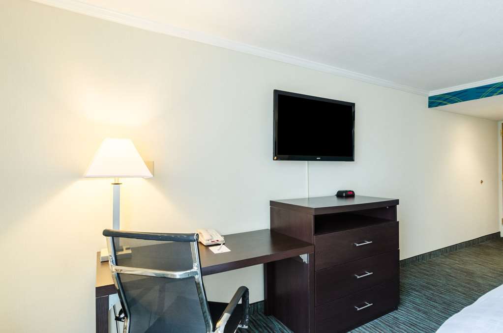 clarion hotel and aqua lagoon waterpark