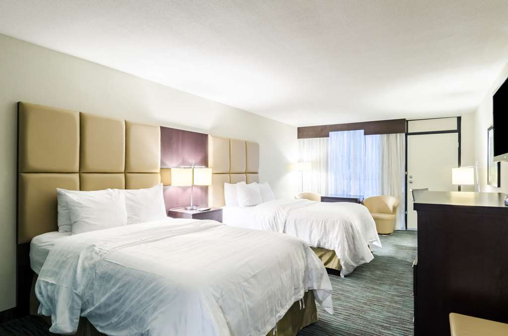 clarion hotel and aqua lagoon waterpark