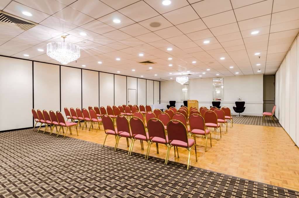 clarion hotel and aqua lagoon waterpark