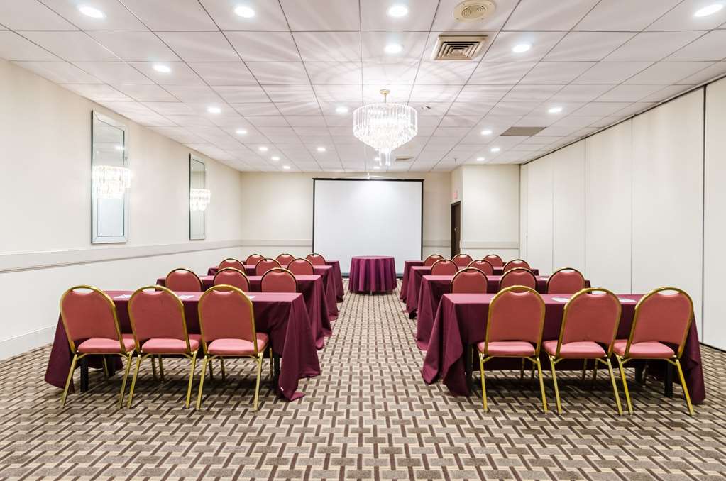 clarion hotel and aqua lagoon waterpark