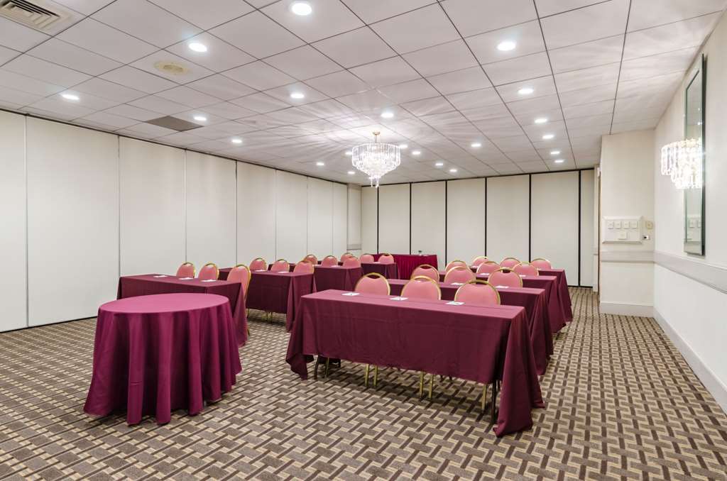 clarion hotel and aqua lagoon waterpark