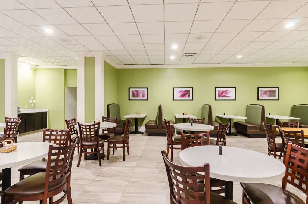 clarion hotel and aqua lagoon waterpark