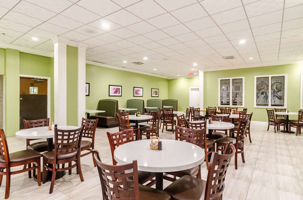 clarion hotel and aqua lagoon waterpark