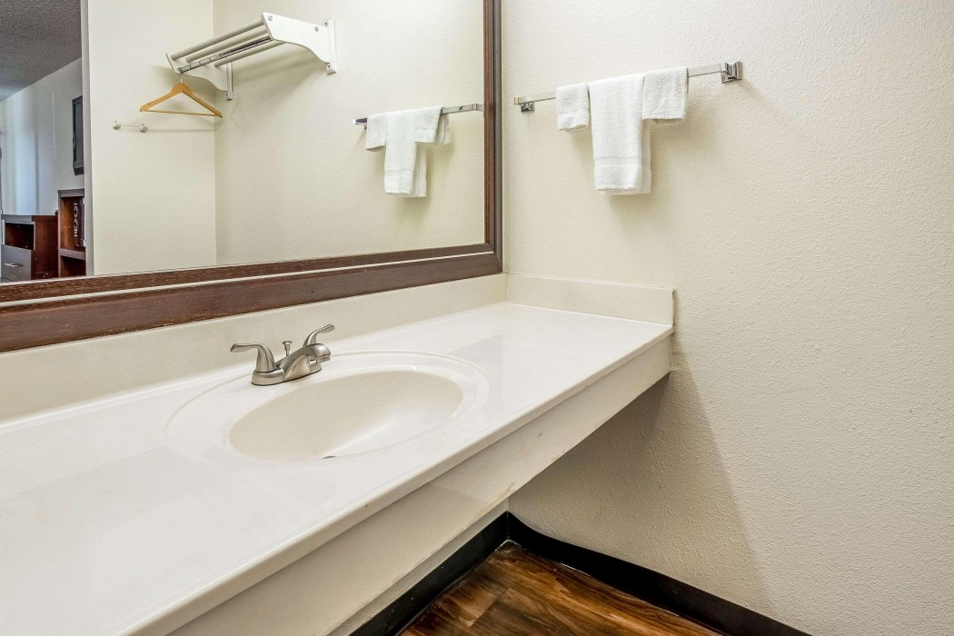 econo lodge