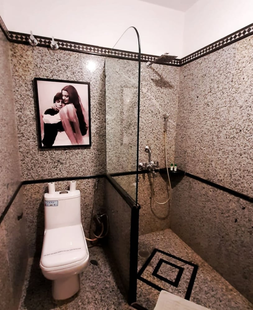 hotel pleasant haveli only adult