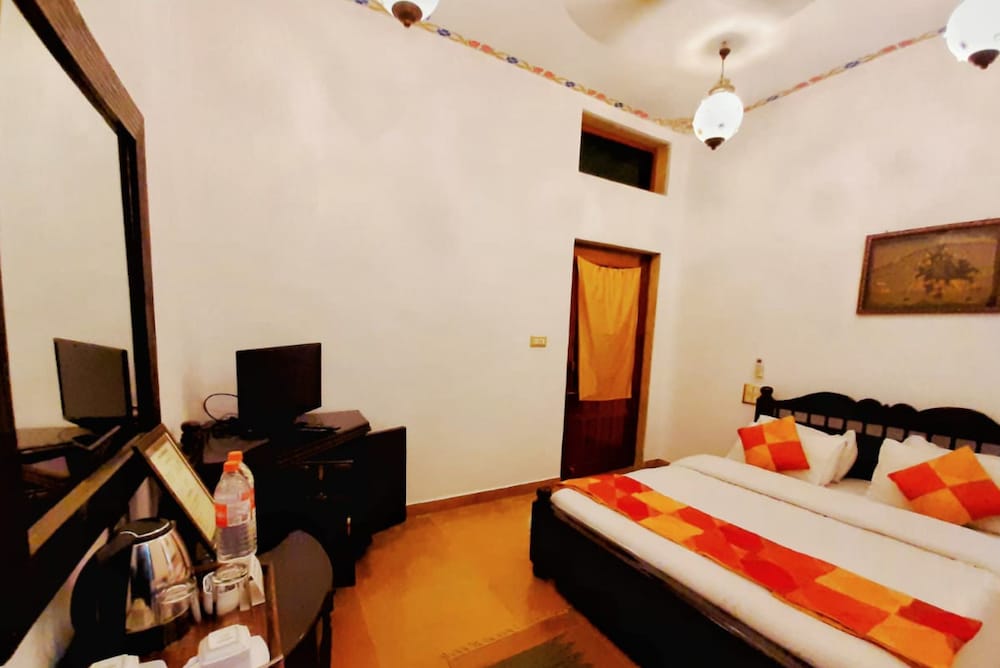 hotel pleasant haveli only adult