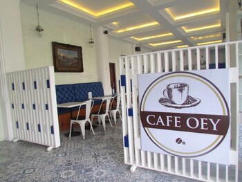 riche heritage hotel