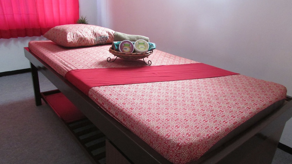 riche heritage hotel