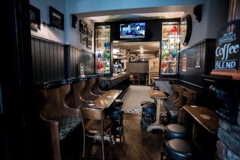 lower turks head