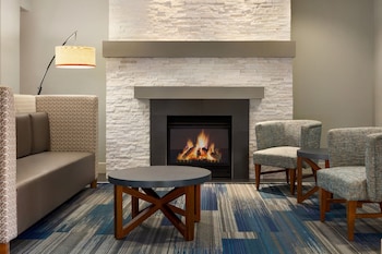 Holiday Inn Express & Suites Philadelphia - Mt. Laurel,Mount Holly>>Burlington,3 star