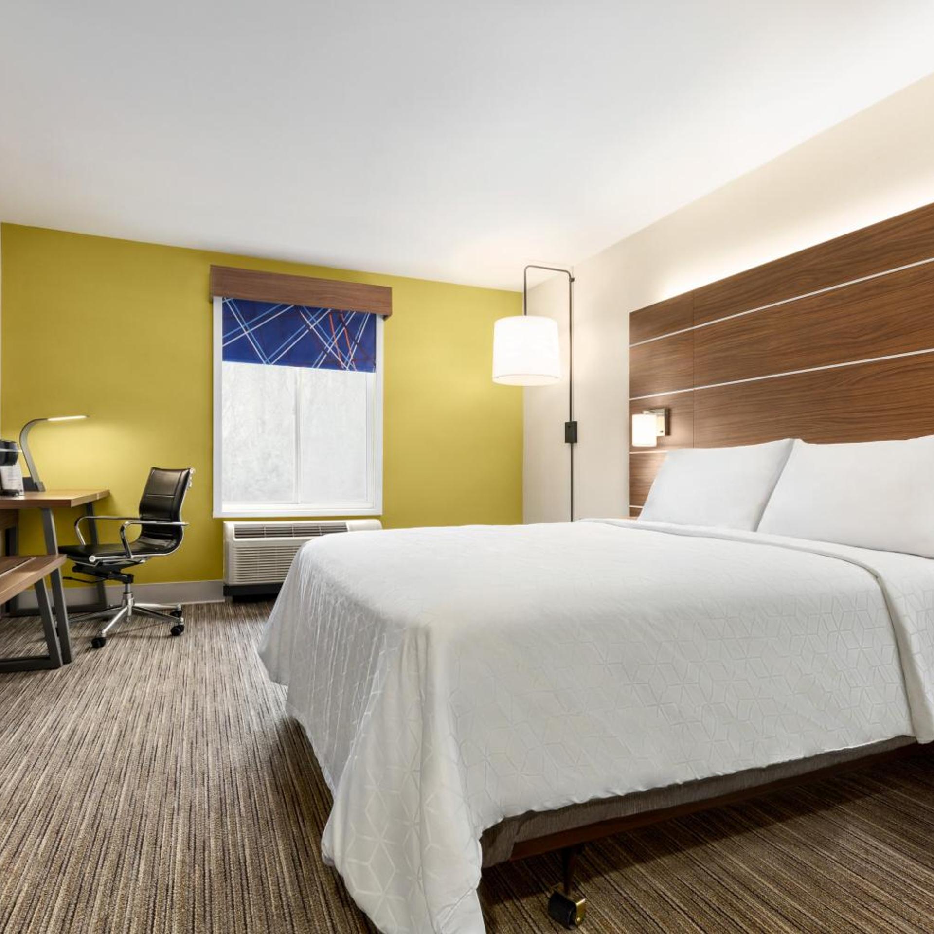 holiday inn express and suites philadelphia mt laurel