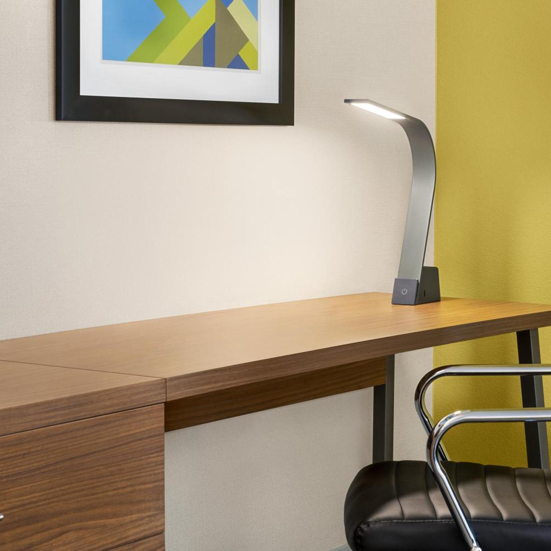 holiday inn express and suites philadelphia mt laurel