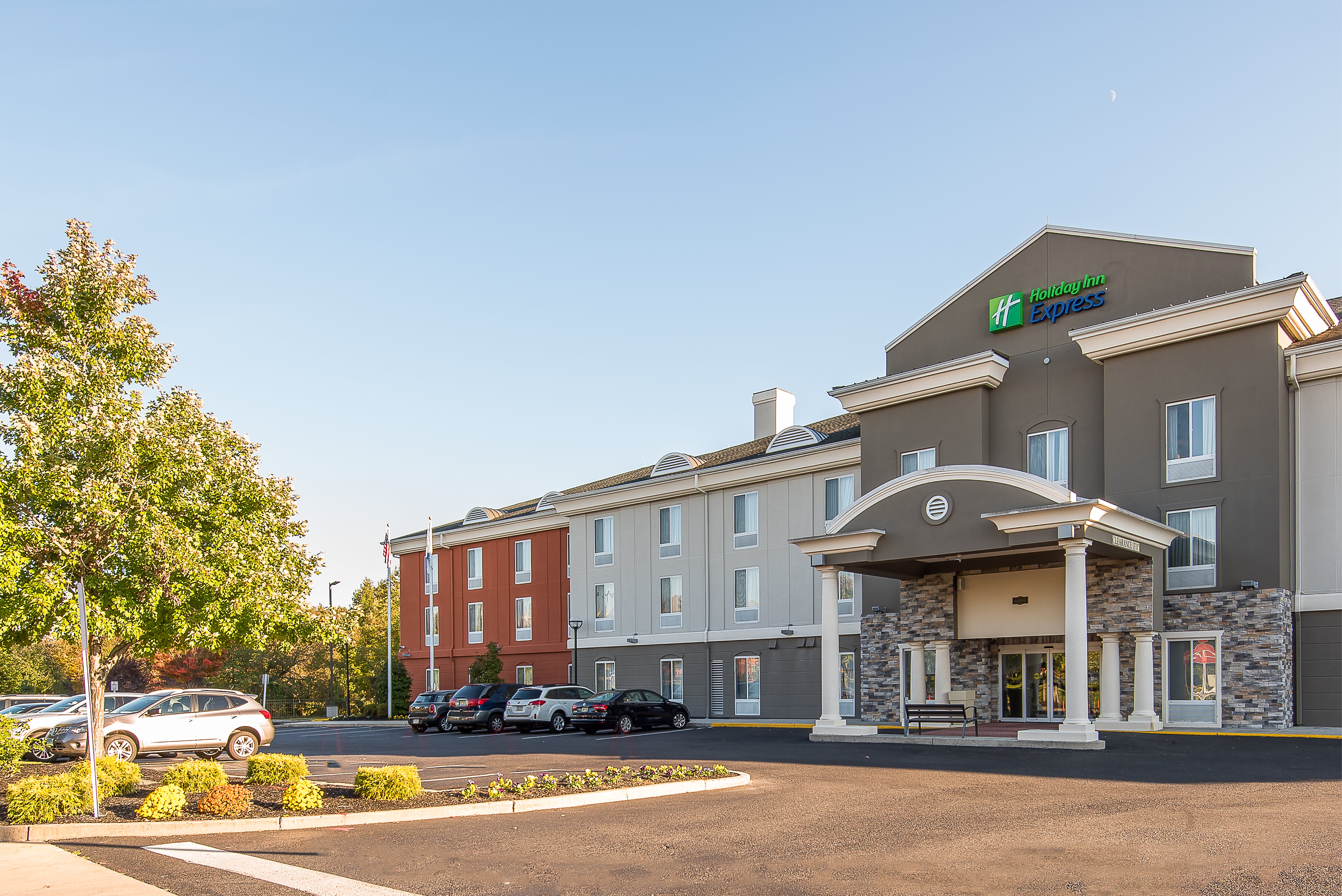 holiday inn express and suites philadelphia mt laurel