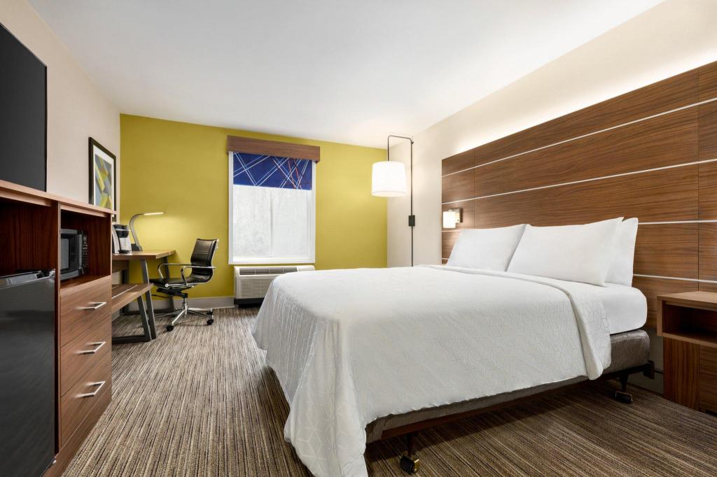 holiday inn express and suites philadelphia mt laurel