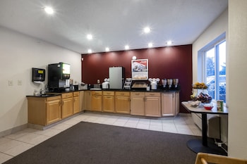 Red Roof Inn Clifton Park,Clifton Park>>Albany,2 star