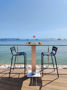 hyeres