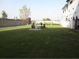 hotel menaal residency