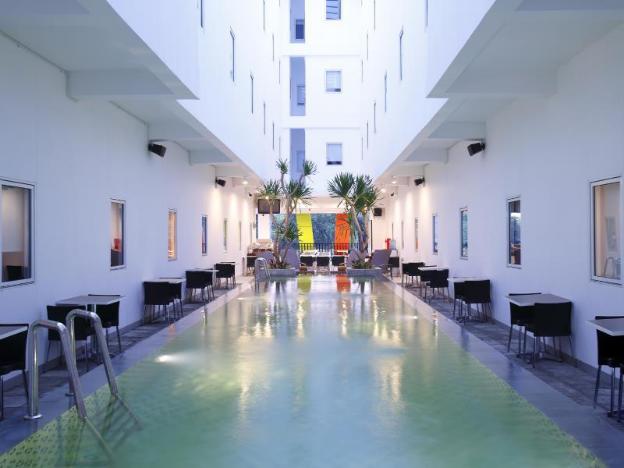 amaris hotel sunset road