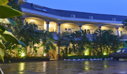 Hotel Trio Indah 2 Malang,Klojen>>Malang,4 star