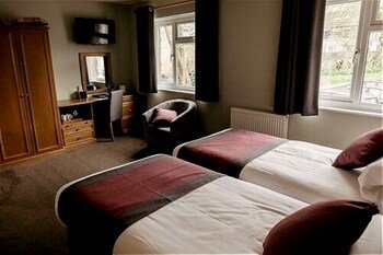 st davids cross hotel
