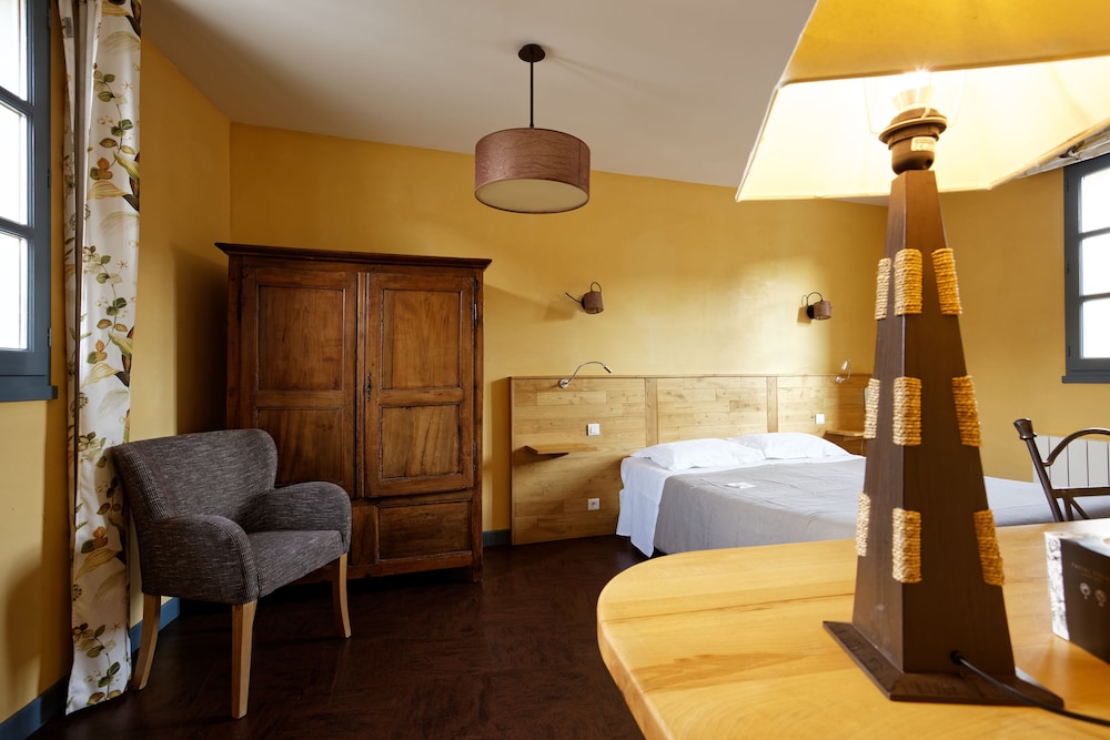 hotel le quatorze
