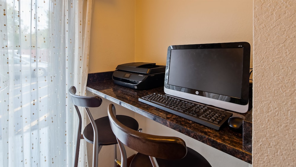 Best Western Plus O'hare International South Hotel,In The City Center,3 star