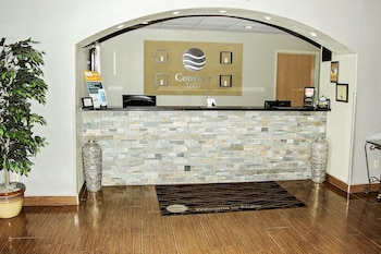 comfort inn and suites
