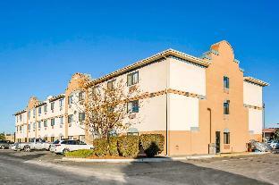 comfort inn and suites