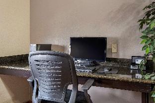 comfort inn and suites