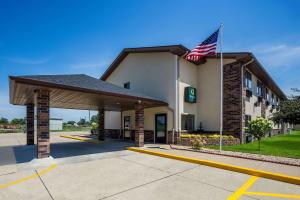 quality inn galesburg near us highway 34 and i 74