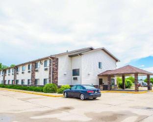 quality inn galesburg near us highway 34 and i 74